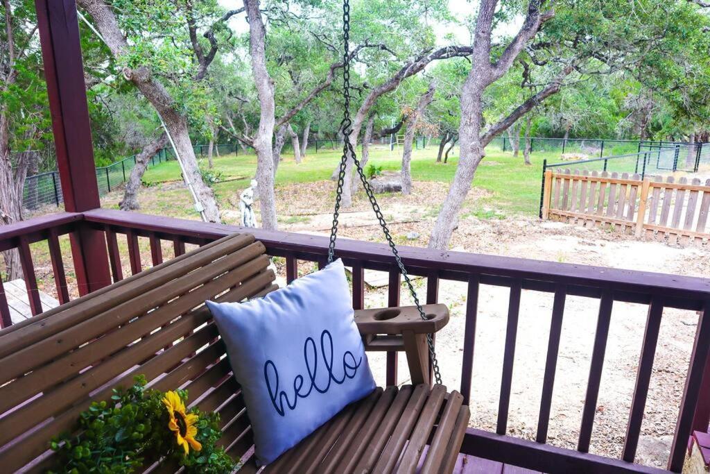 Hill Country Escape Villa New Braunfels Bagian luar foto